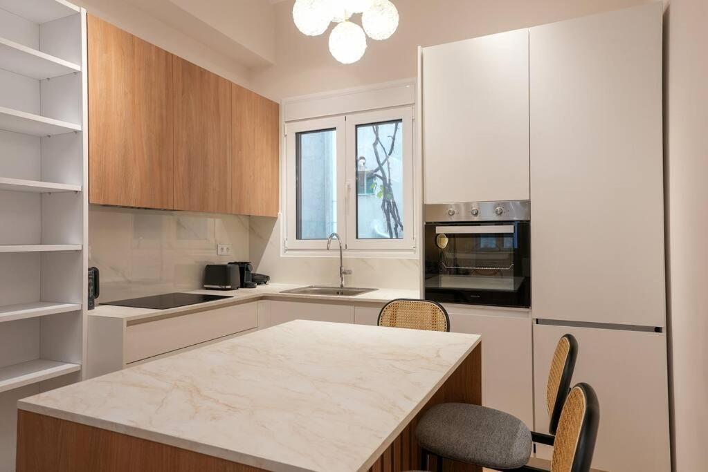 Ferienwohnung The Downtown Oasis 4' To Panormou Metro Station Athen Exterior foto